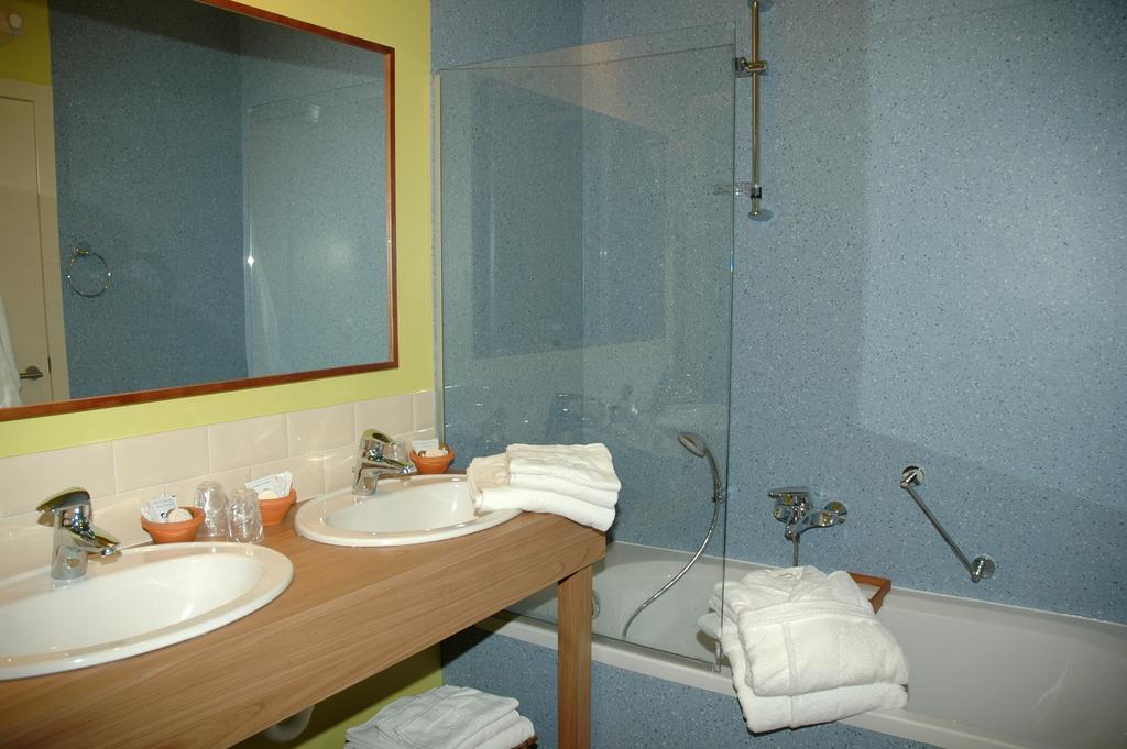 Hotel Van Reeth'S Koffiebranderij Puurs Room photo